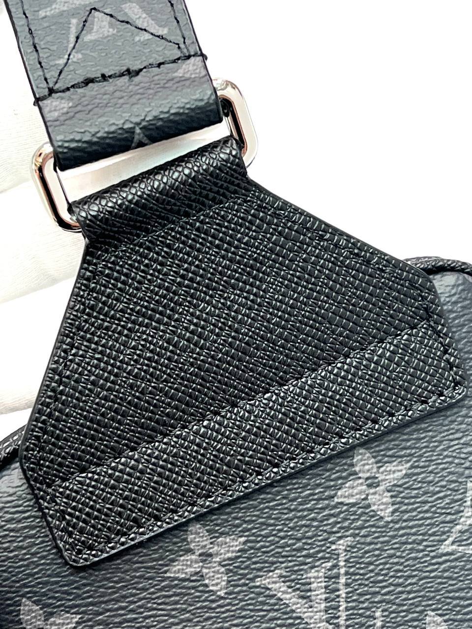 Сумка слинг Louis Vuitton Outdoor